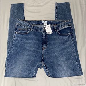NWT ACID WASH SKINNY JEANS